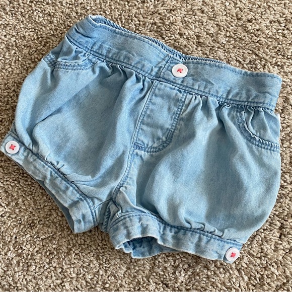 Gymboree baby girl light wash denim shorts size 3-6 months - Picture 5 of 5